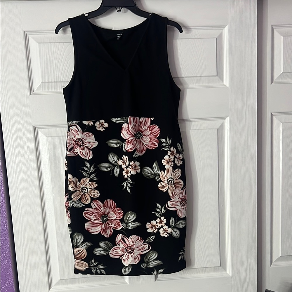 SHEIN Black Floral Maternity Mini Dress